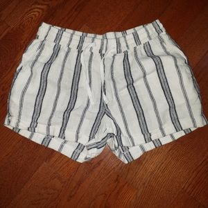 Old Navy Linen shorts